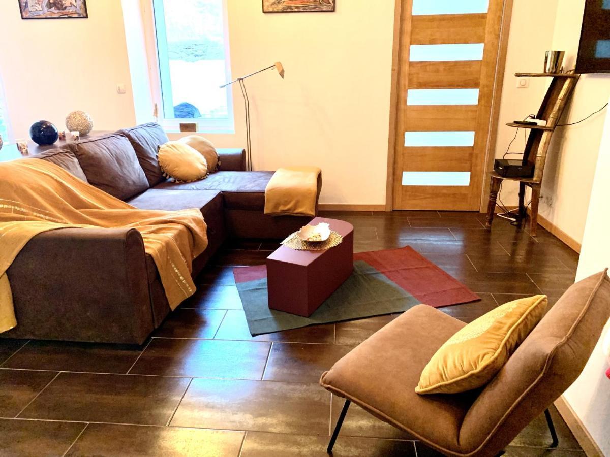 Atypique Cosy Entre Terre & Apartment Marseilles